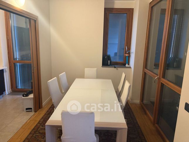 Appartamento in residenziale in Via Olgettina 65