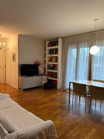 Appartamento in residenziale in Viale Ortles