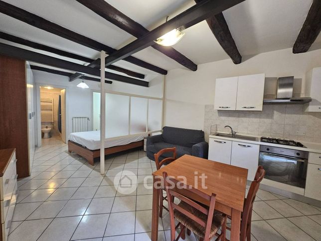 Appartamento in residenziale in Via della Sorgente