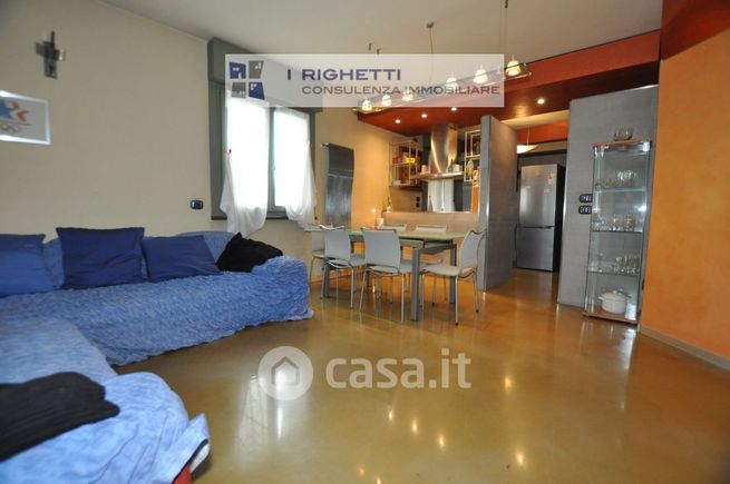 Appartamento in residenziale in Via dei Ponti 1