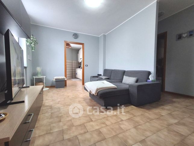 Appartamento in residenziale in Via Pandino