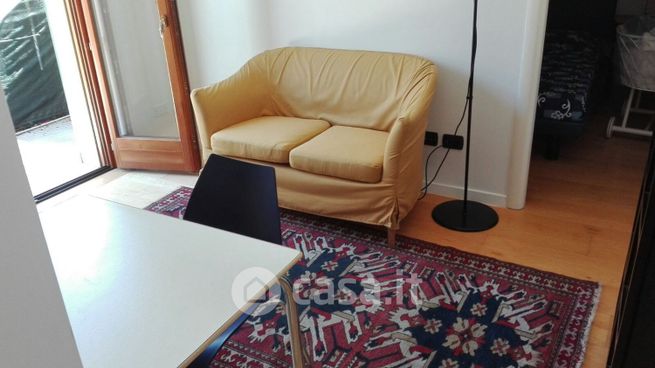 Appartamento in residenziale in Via Candia