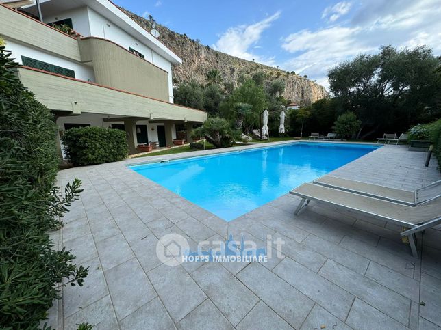 Villa in residenziale in Via Diomede