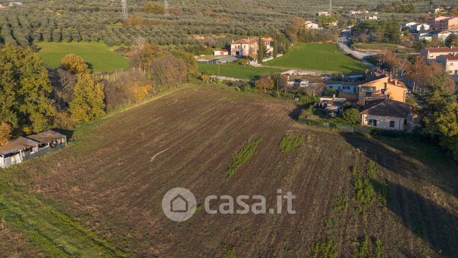 Terreno edificabile in residenziale in Via Colle Scandolaro