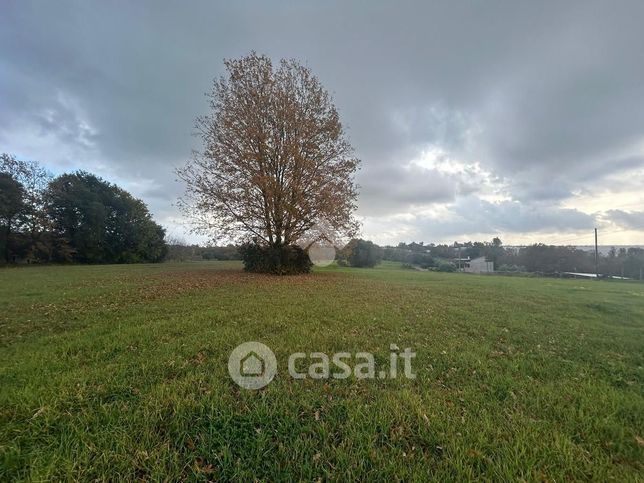 Terreno edificabile in residenziale in Via Apriliana