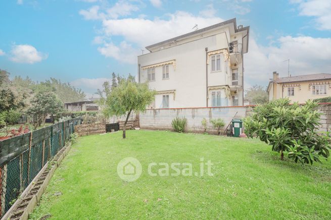 Casa indipendente in residenziale in Via Volontari della Libertà