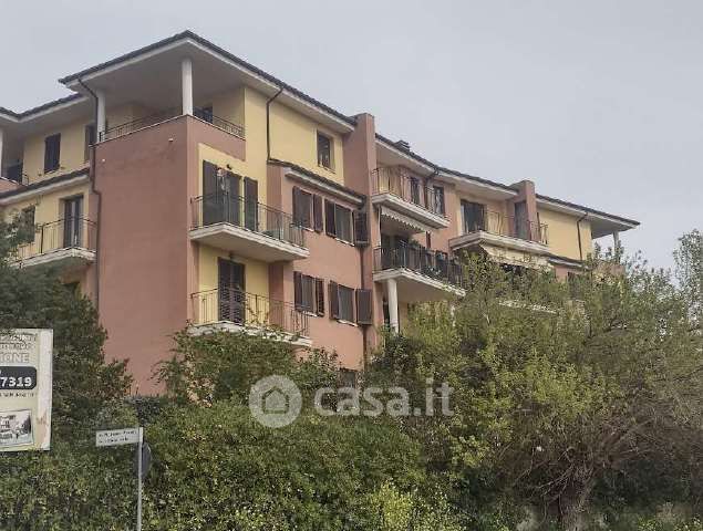 Ufficio in commerciale in Via Robert Baden Powell