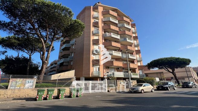 Garage/posto auto in residenziale in Via Niccolò Copernico