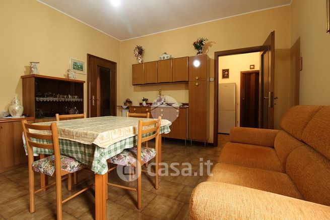 Appartamento in residenziale in Via Castello 71