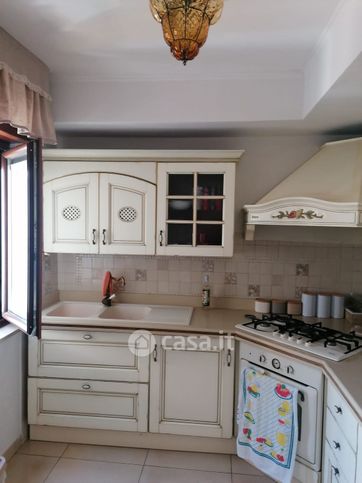 Appartamento in residenziale in Viale delle Ginestre 4