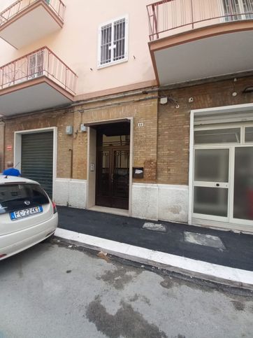 Appartamento in residenziale in Via Zara 44