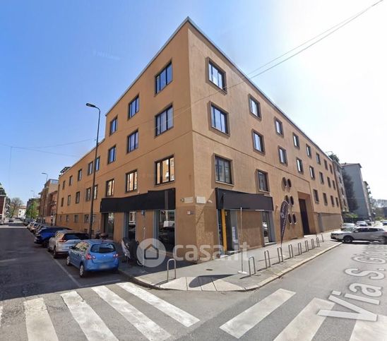 Capannone in commerciale in Via San Giovanni Battista de la Salle