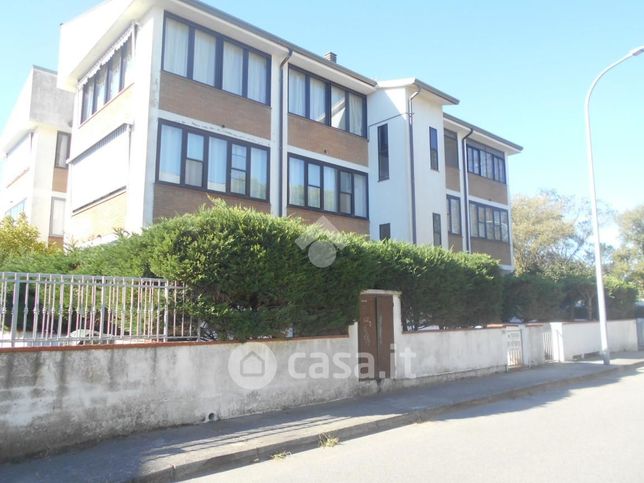 Appartamento in residenziale in Via Tukory 17