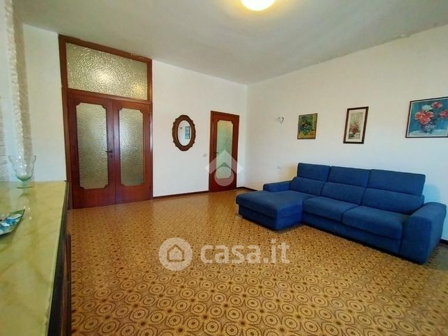 Appartamento in residenziale in Via Bachelet 66