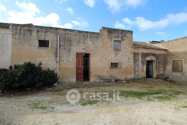 Casa indipendente in residenziale in Contrada San Michele Rifugio