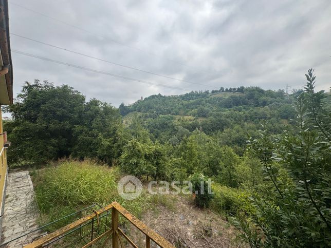 Casa indipendente in residenziale in Corso Libertà 19