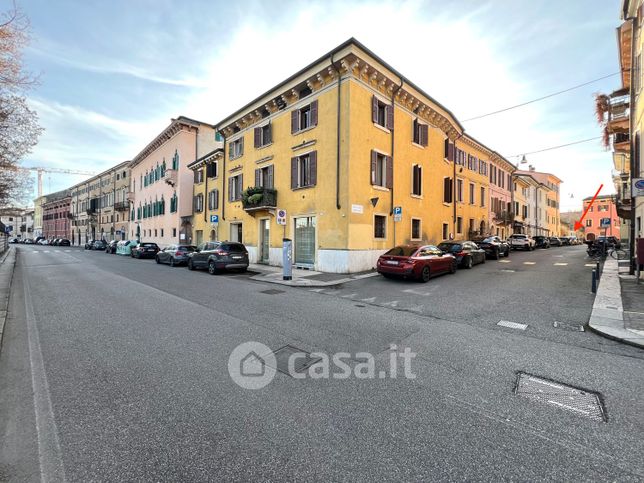 Box/posto auto in residenziale in Vico Cieco Boscarello 13 a