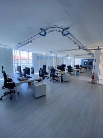 Ufficio in commerciale in Via Tosco Romagnola