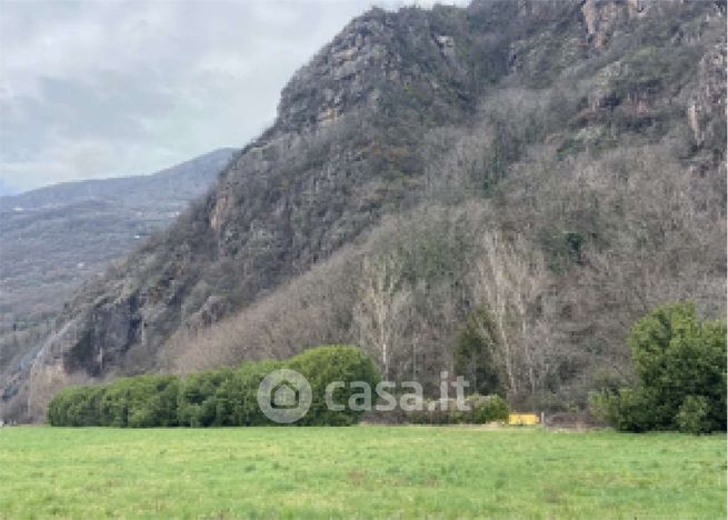 Terreno agricolo in commerciale in Via Cavallera