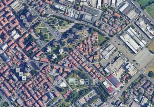 Box/posto auto in residenziale in Via Campoverde