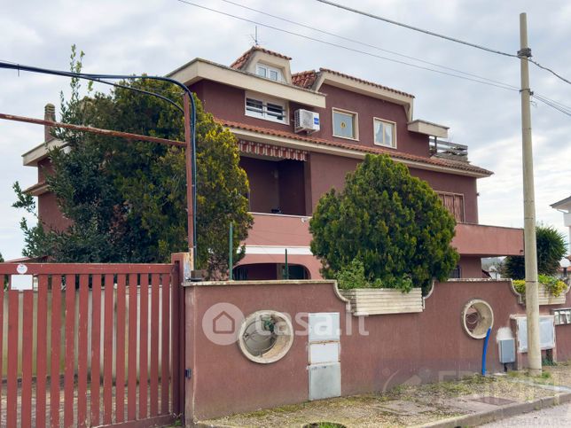 Appartamento in residenziale in Via Mare dei Vapori 3