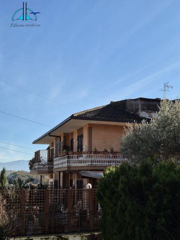 Appartamento in residenziale in Via Quirina