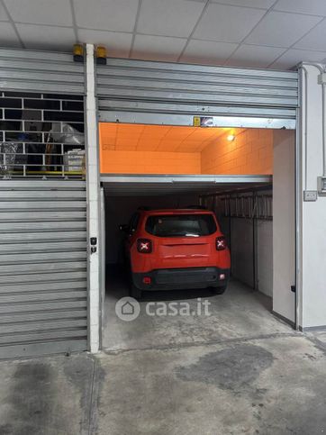 Box/posto auto in residenziale in 