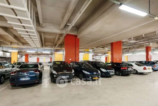 Box/posto auto in residenziale in 