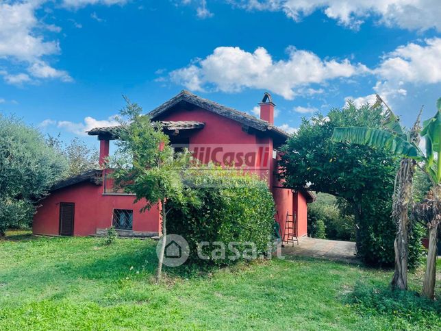 Rustico/casale in residenziale in Strada del Piano
