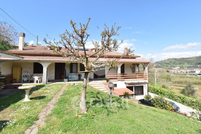 Villa in residenziale in Contrada Palombe 4