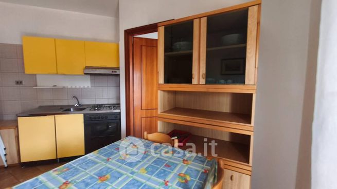 Appartamento in residenziale in Via Ticino