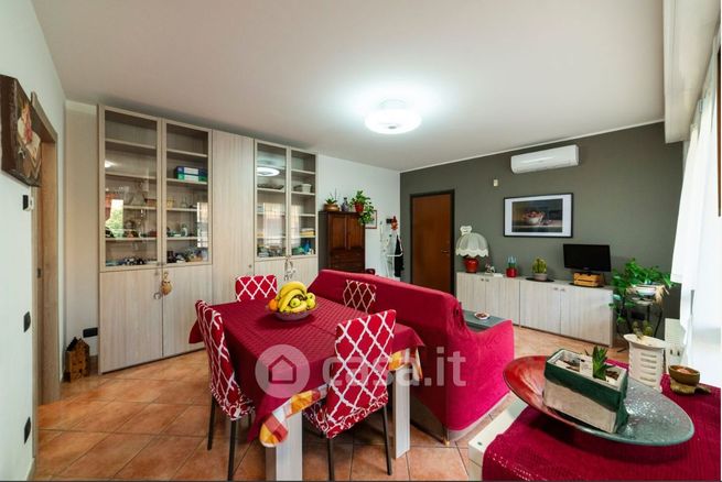Appartamento in residenziale in Via Luigi Cadorna 8