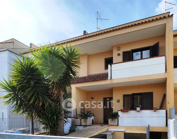 Villetta a schiera in residenziale in Via Frisini 20