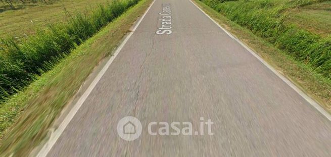 Box/posto auto in residenziale in Strada Canevon