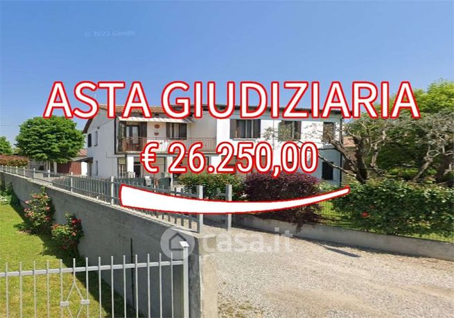 Casa indipendente in residenziale in Via Fratelli Bianchin 58