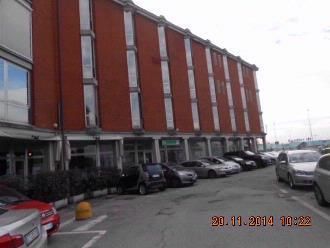Ufficio in commerciale in Via Prealpi 13