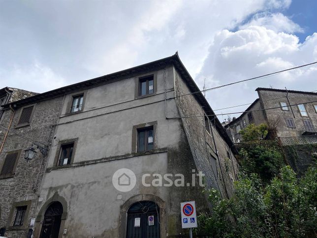 Casa indipendente in residenziale in Via Nazionale