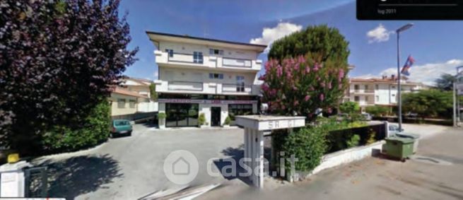 Appartamento in residenziale in Viale Trieste 72