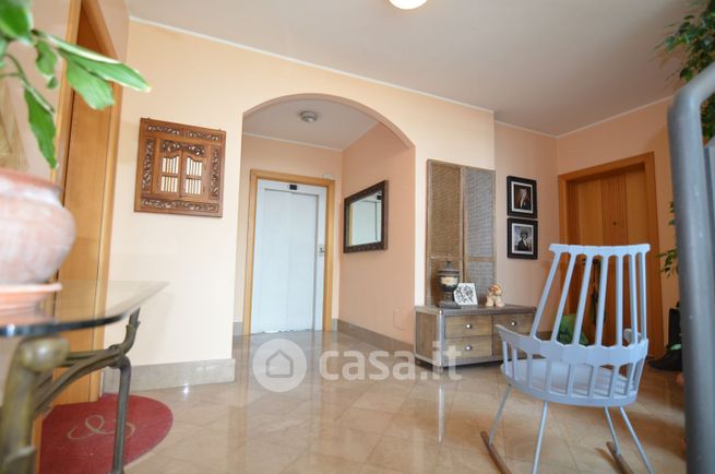 Attico/mansarda in residenziale in Via di Acilia 221