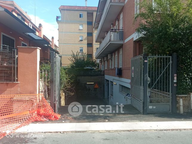 Garage/posto auto in residenziale in Via Carlo Pirzio Biroli