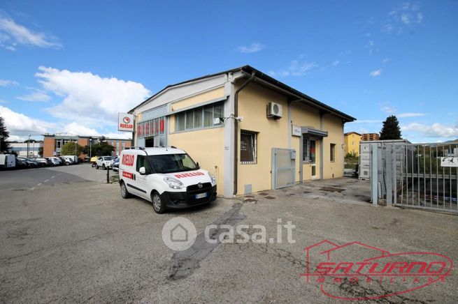 Capannone in commerciale in Via delle Ville Prima 695