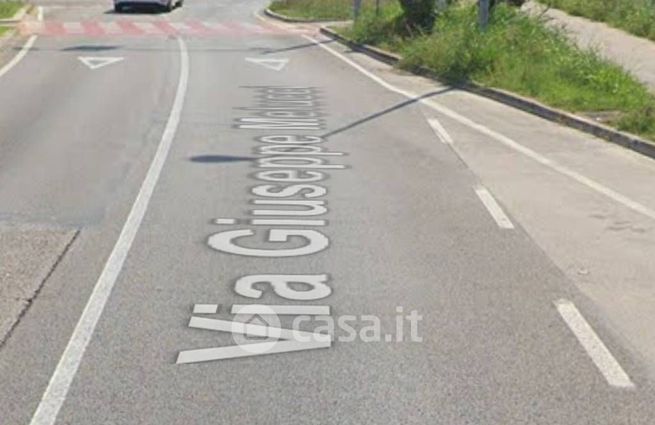 Terreno agricolo in commerciale in Via Giuseppe Melucci