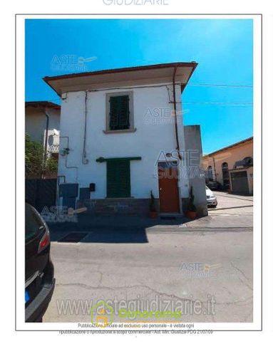 Casa indipendente in residenziale in Via dei Gonfiantini 9