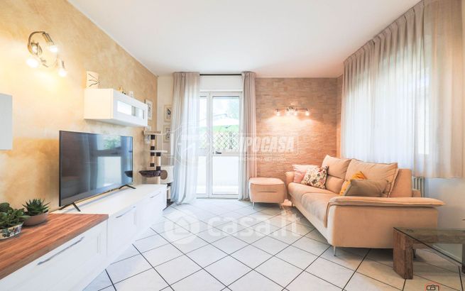 Appartamento in residenziale in Via Adriatica