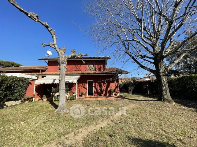 Villa in residenziale in Via Balilla