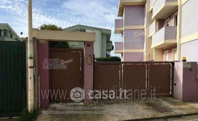 Box/posto auto in residenziale in Via Verona 16