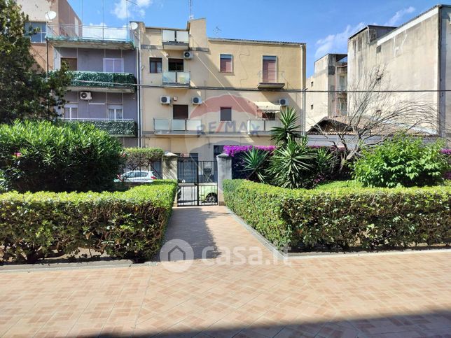 Appartamento in residenziale in Via Masaniello 13