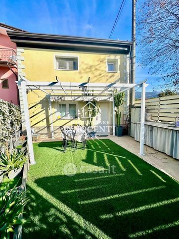 Villetta a schiera in residenziale in Via della Gora