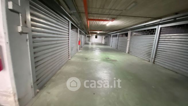 Garage/posto auto in residenziale in Via del Gatto