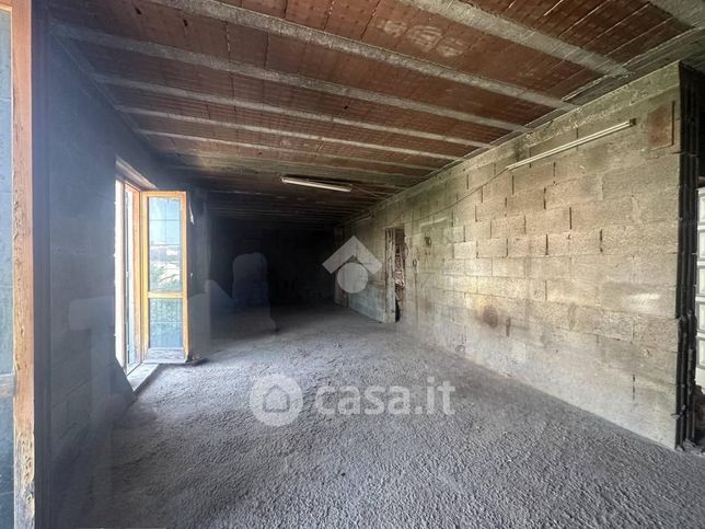 Appartamento in residenziale in Via Francesco Petrarca 22